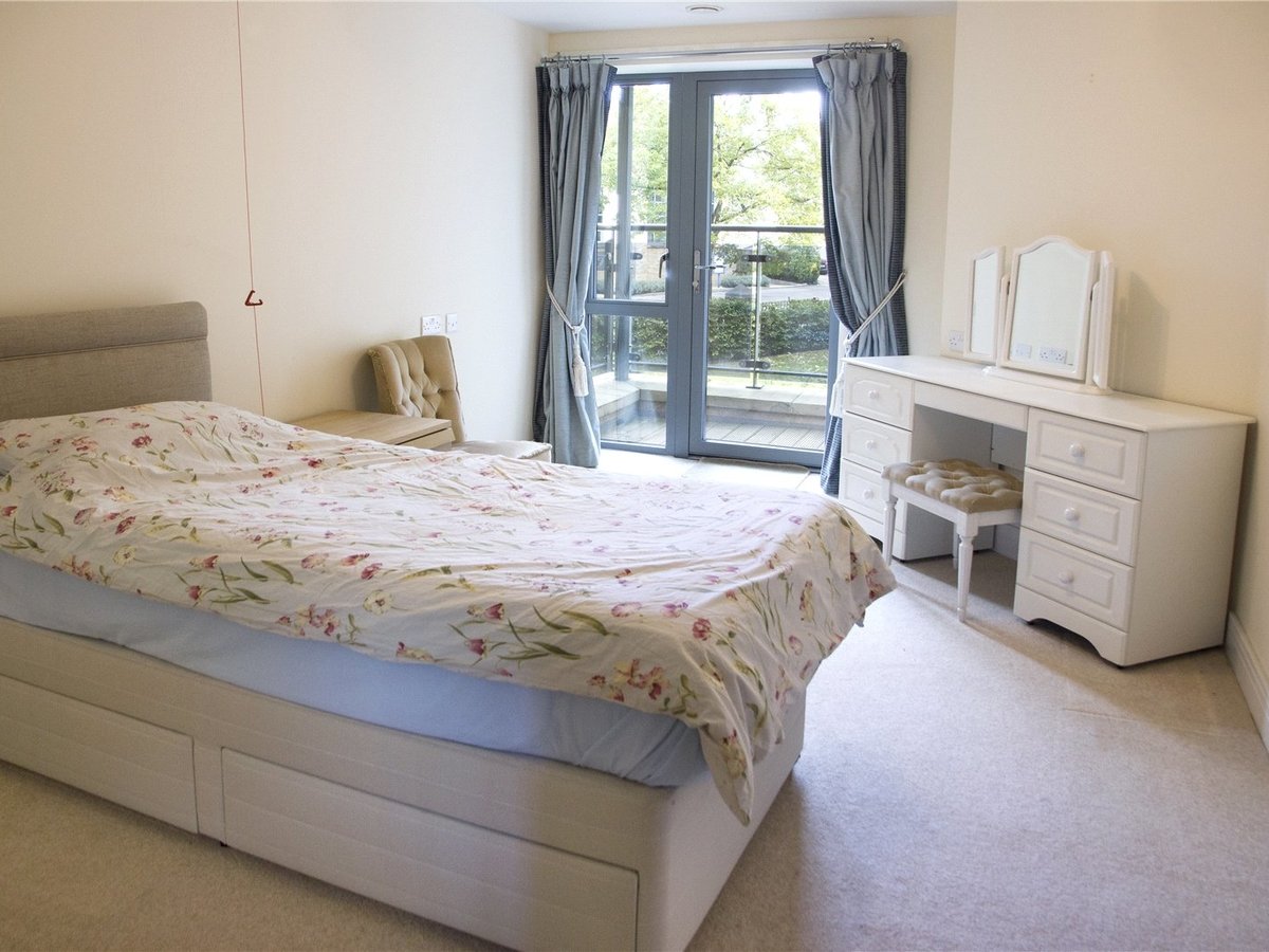 1 bedroom  Flat/Apartment for sale in Cheltenham - Slide-8