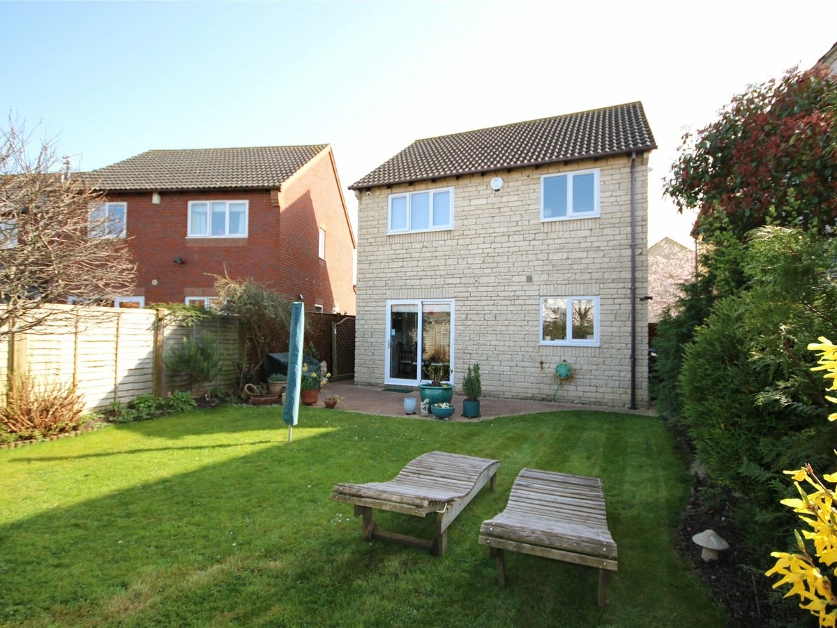 3 bedroom  House for sale in Gloucestershire - Slide-18