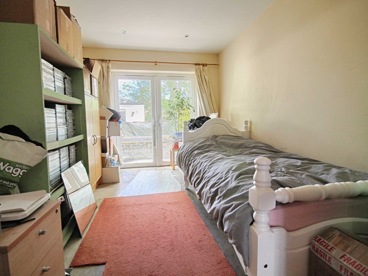 3 bedroom  Bungalow for sale in Gloucestershire - Slide-14