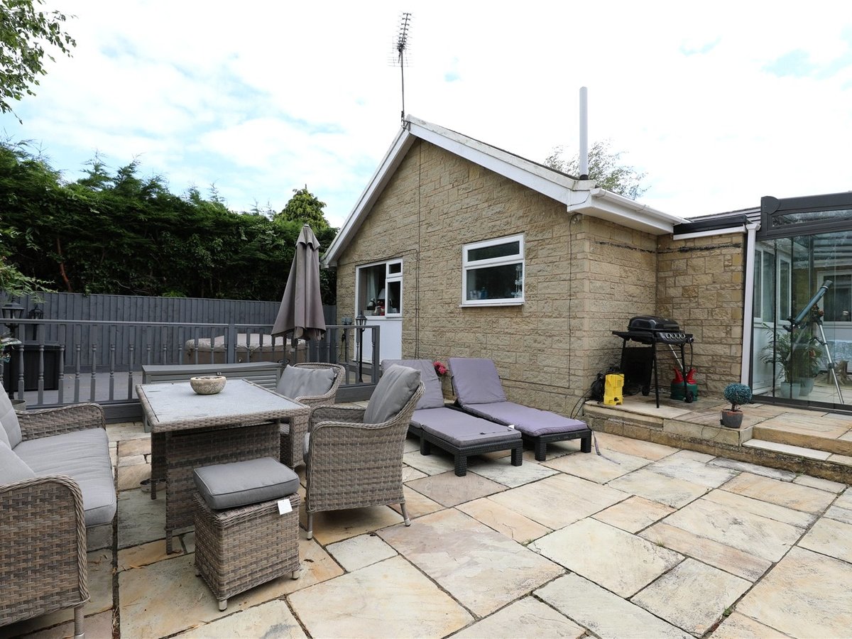 4 bedroom  House,Bungalow for sale in Gloucestershire - Slide-16