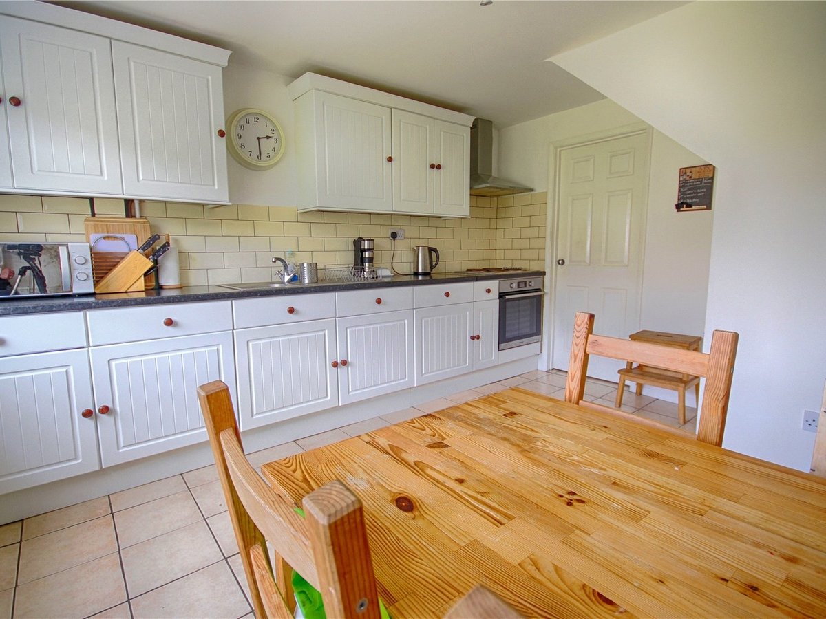 3 bedroom  House for sale in Gloucestershire - Slide-3
