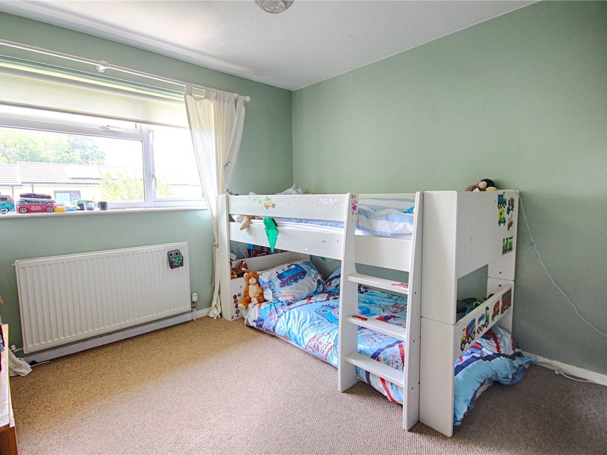 3 bedroom  House for sale in Gloucestershire - Slide-9