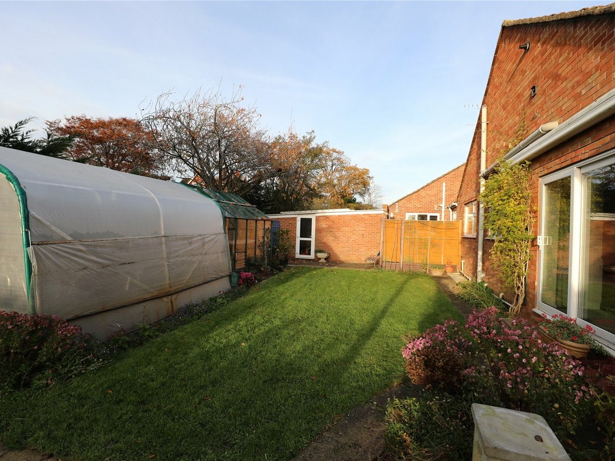 3 bedroom  House,Bungalow for sale in Gloucestershire - Slide-27