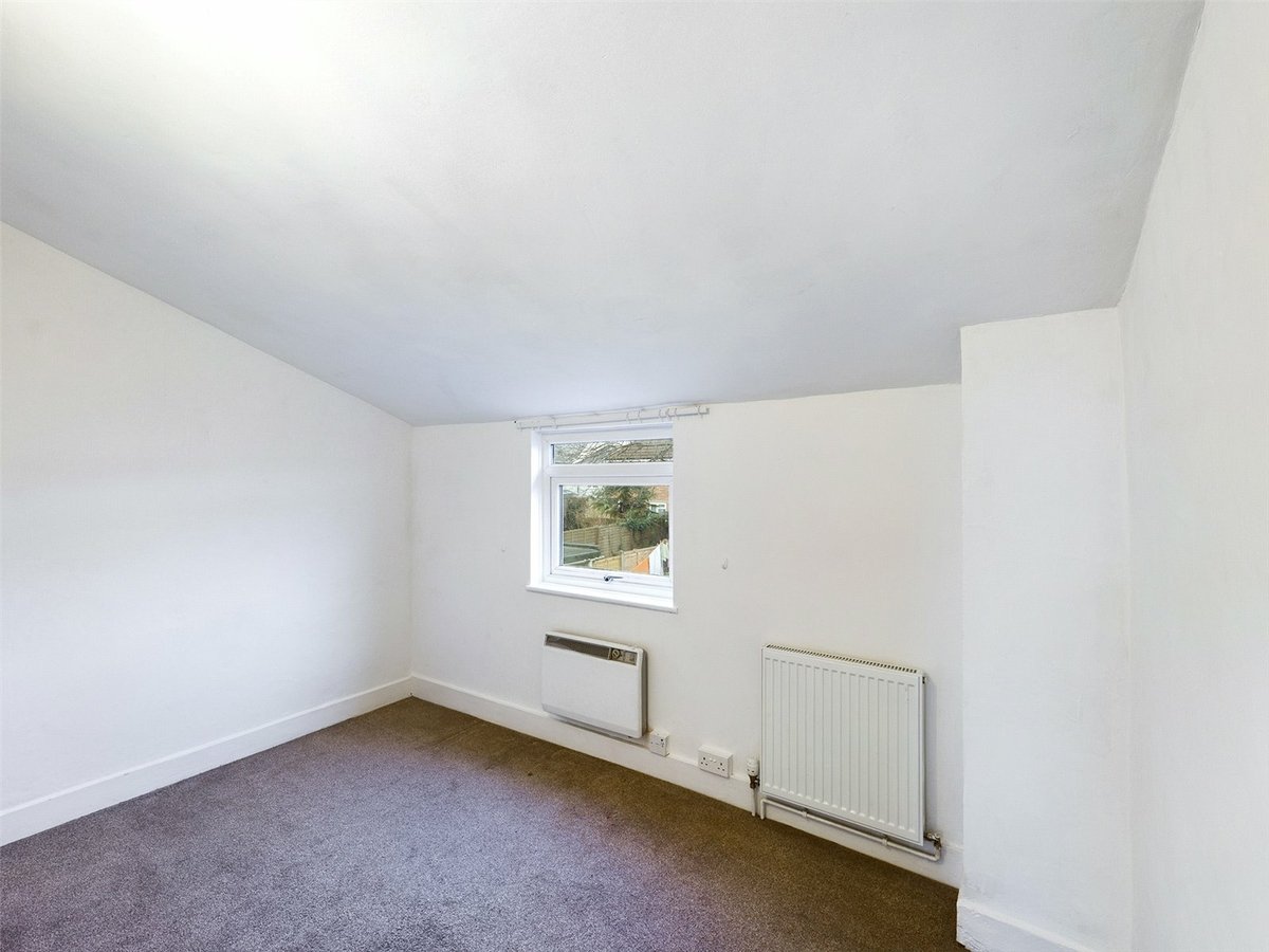2 bedroom  House for sale in Gloucestershire - Slide-8