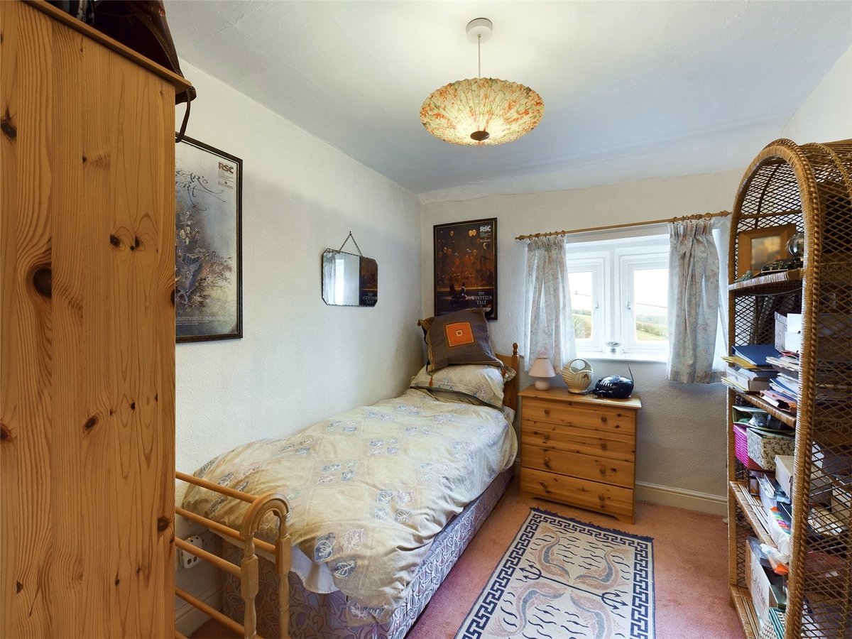 2 bedroom  House for sale in Gloucestershire - Slide-13