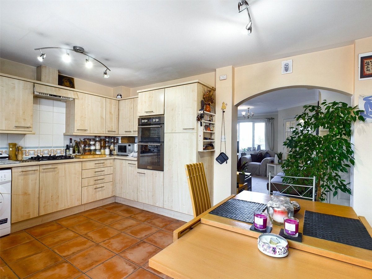 3 bedroom  House for sale in Gloucestershire - Slide-6