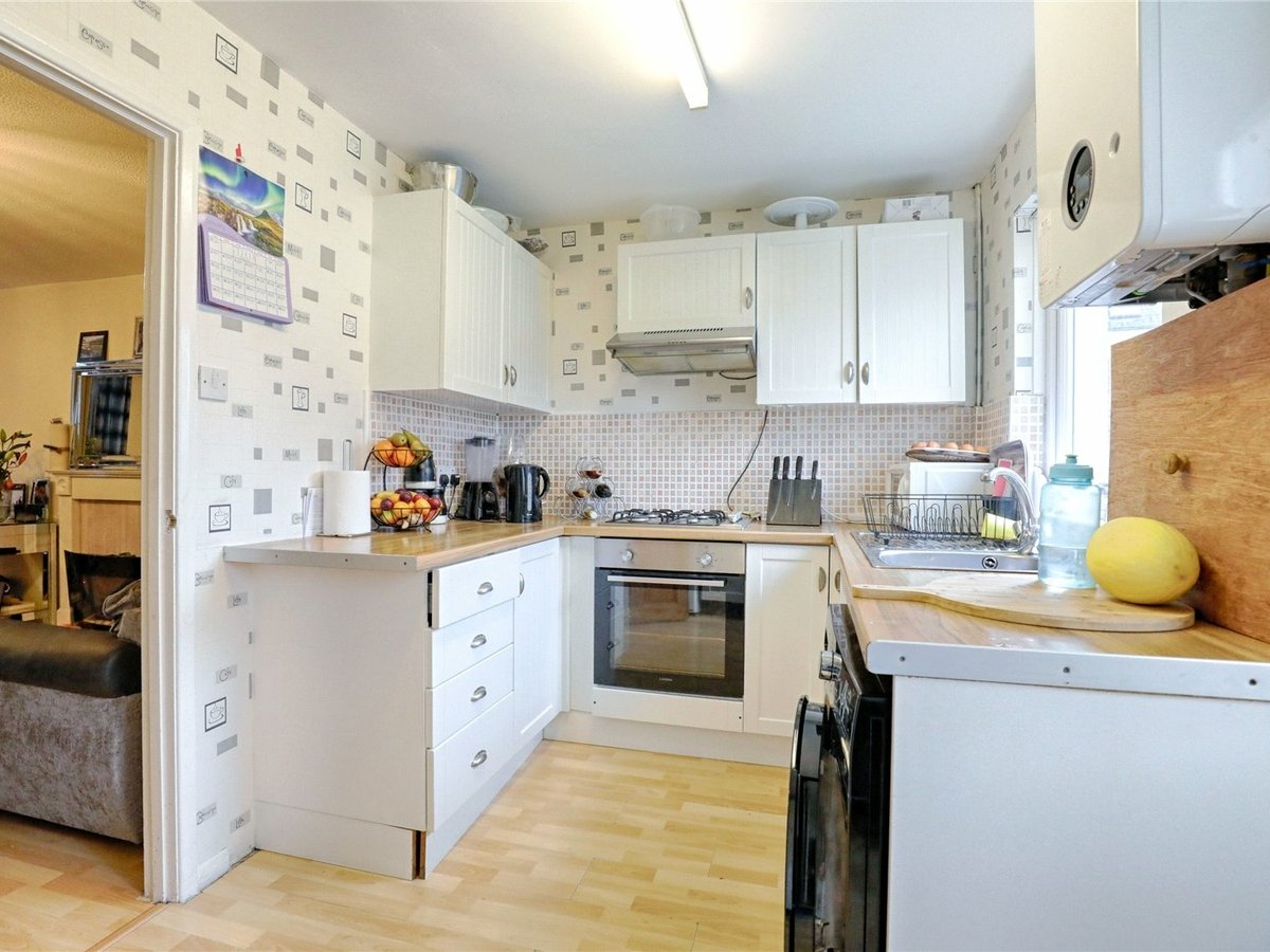 2 bedroom  House for sale in Gloucestershire - Slide-4