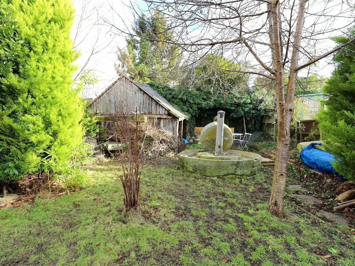 4 bedroom  House for sale in Gloucestershire - Slide-3