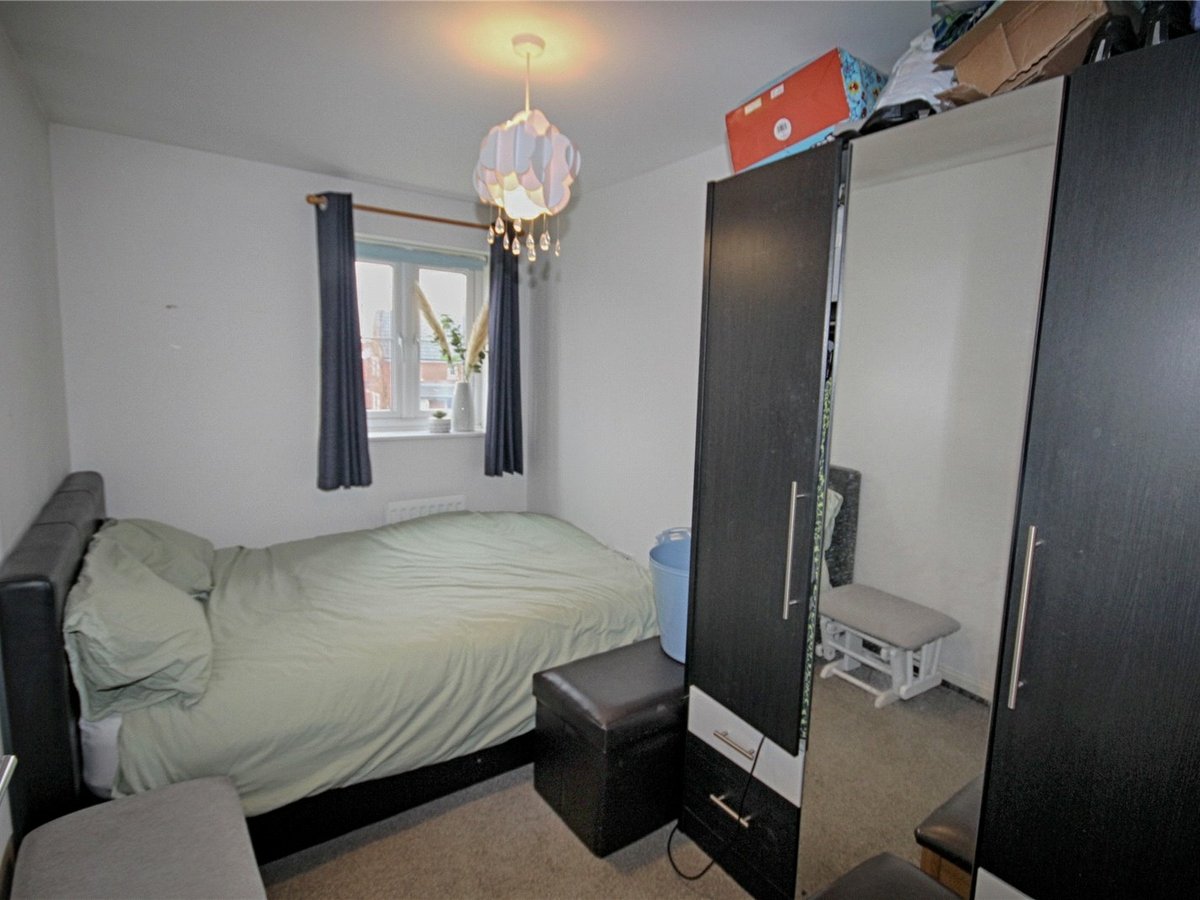3 bedroom  House for sale in Cheltenham - Slide-8
