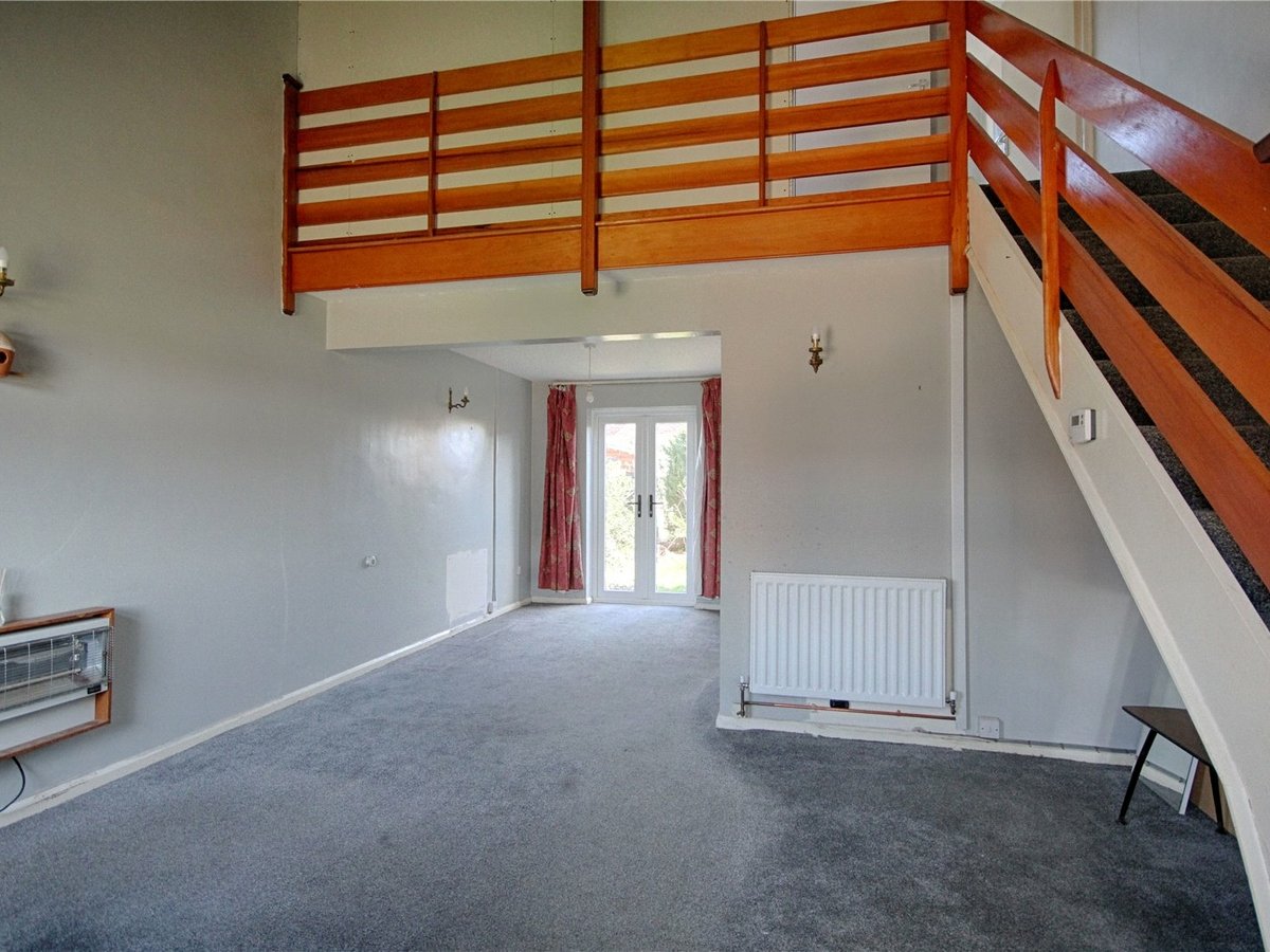 1 bedroom  House for sale in Gloucestershire - Slide-2