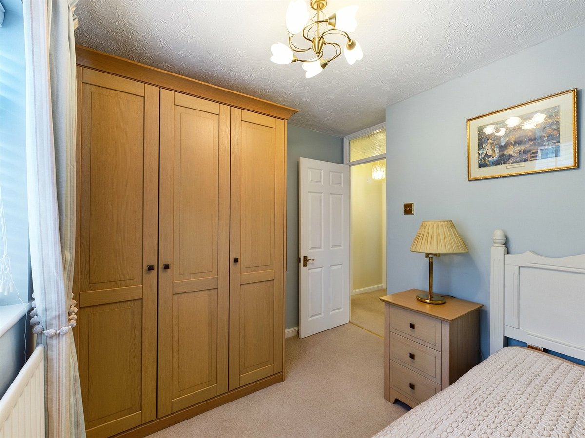 2 bedroom  Bungalow for sale in Gloucestershire - Slide-9