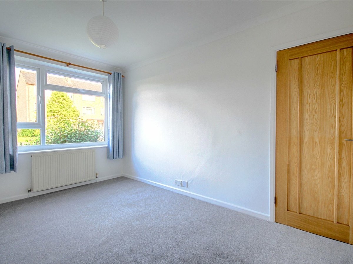 2 bedroom  Flat/Apartment for sale in Gloucestershire - Slide-11