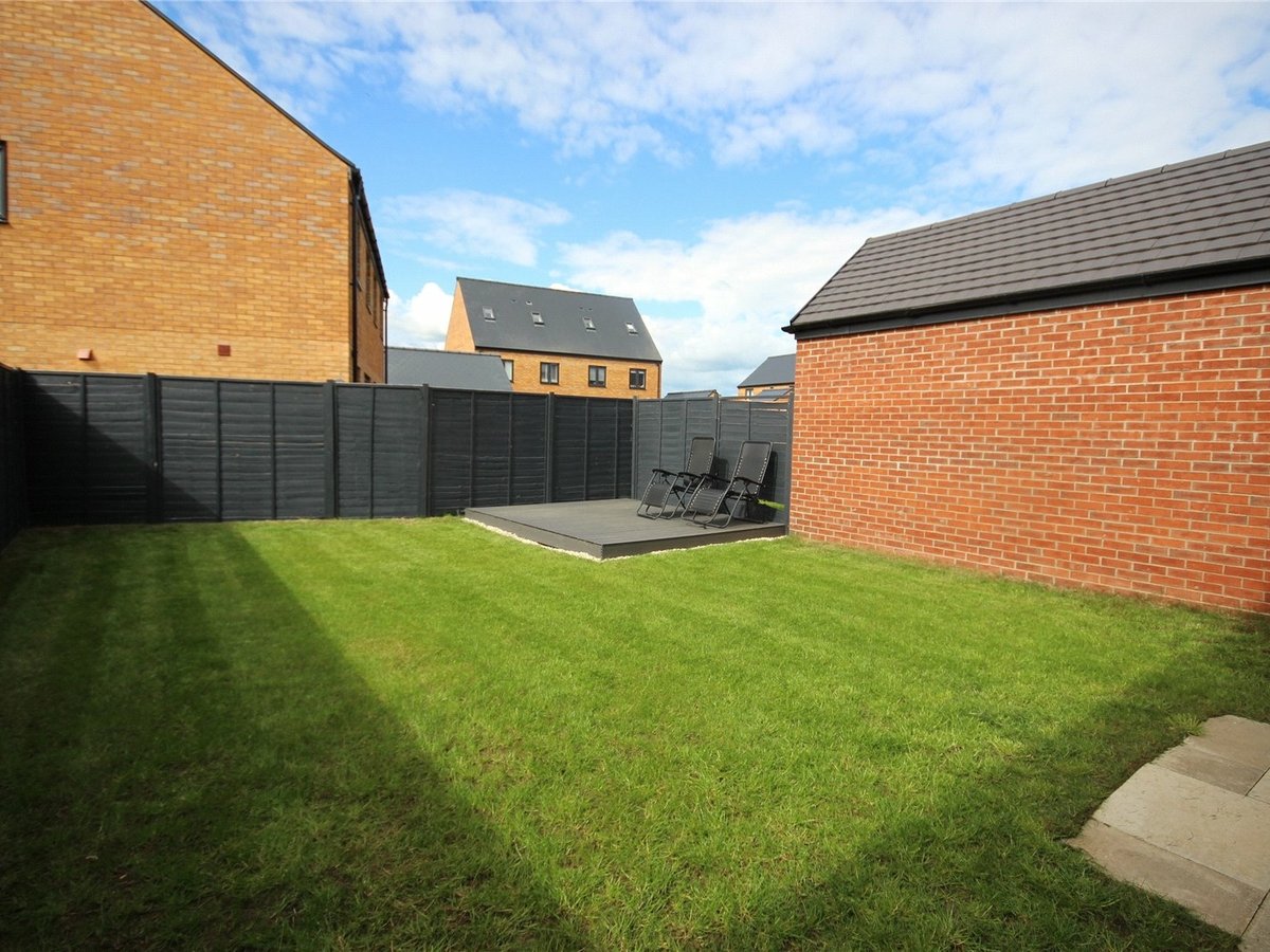 3 bedroom  House for sale in Gloucestershire - Slide-4