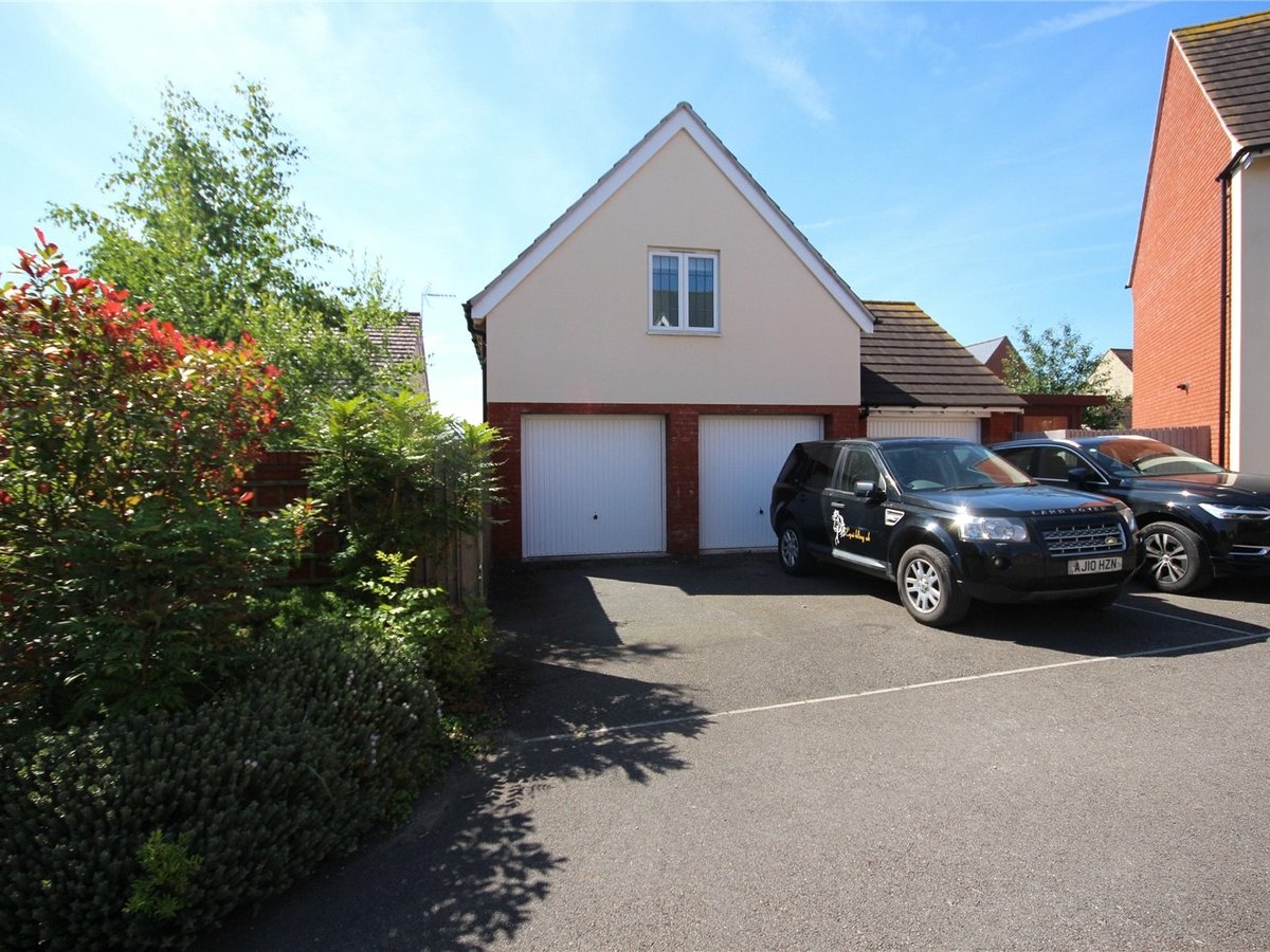 4 bedroom  House for sale in Gloucestershire - Slide-21