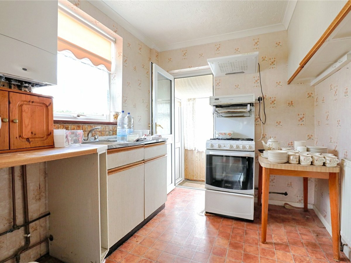 2 bedroom  House for sale in Gloucestershire - Slide-5