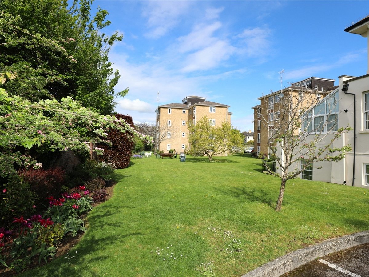 1 bedroom  Flat/Apartment for sale in Gloucestershire - Slide-14