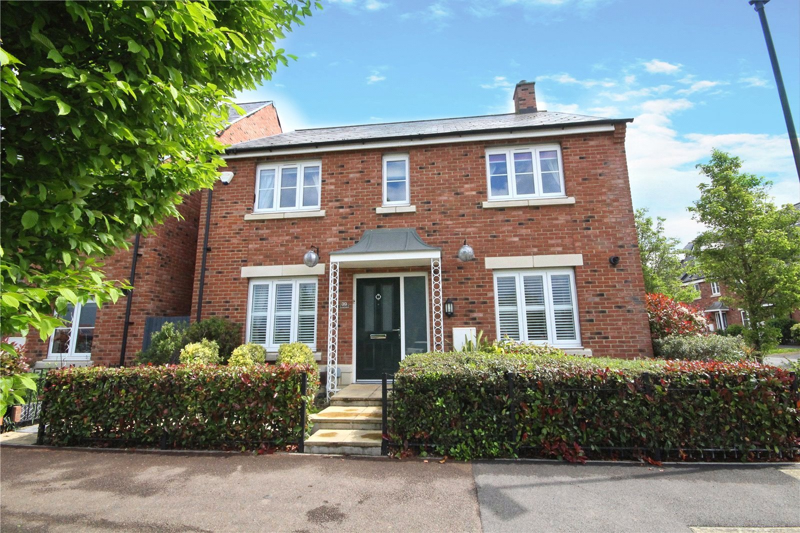 4 bedroom House for sale in Cleeve, Gloucestershire, GL52